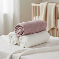 The Les Enfants Bamboo Muslin Squares Rose White Signature