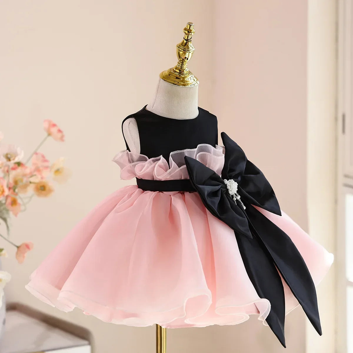 Ball Gown Children Fashion Bow Design Wedding Performance Dress y1594 New Girls Cute Birthday Baptism Princess