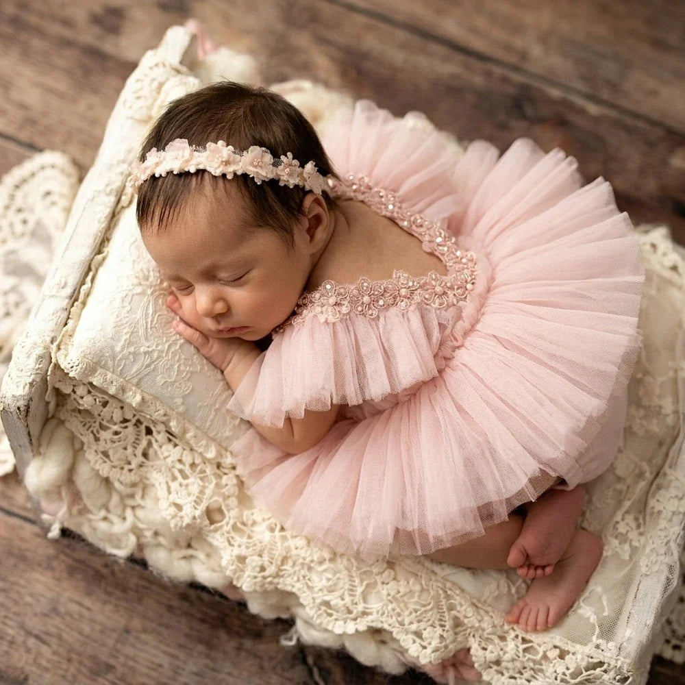Newborn Photography Props Floral Cotton Romper Vintage Baby Outfit Infant Photoshoot Clothes Studio Posing Ruffle Bodysuit