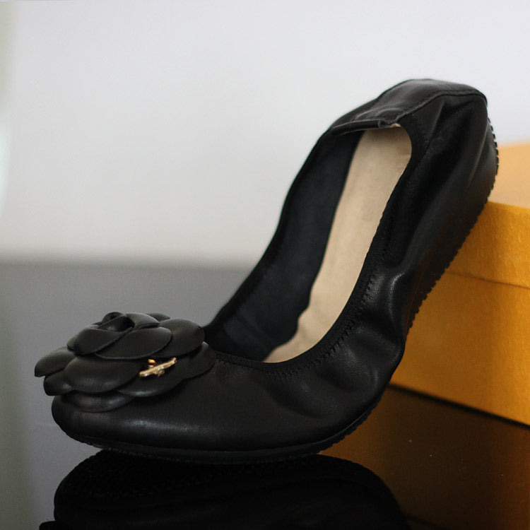 Genuine Leather Feet High And Wide Women's Shoes For Pregnant Women Non-slip Shallow Mouth Flowers Large Size Flat Shoes