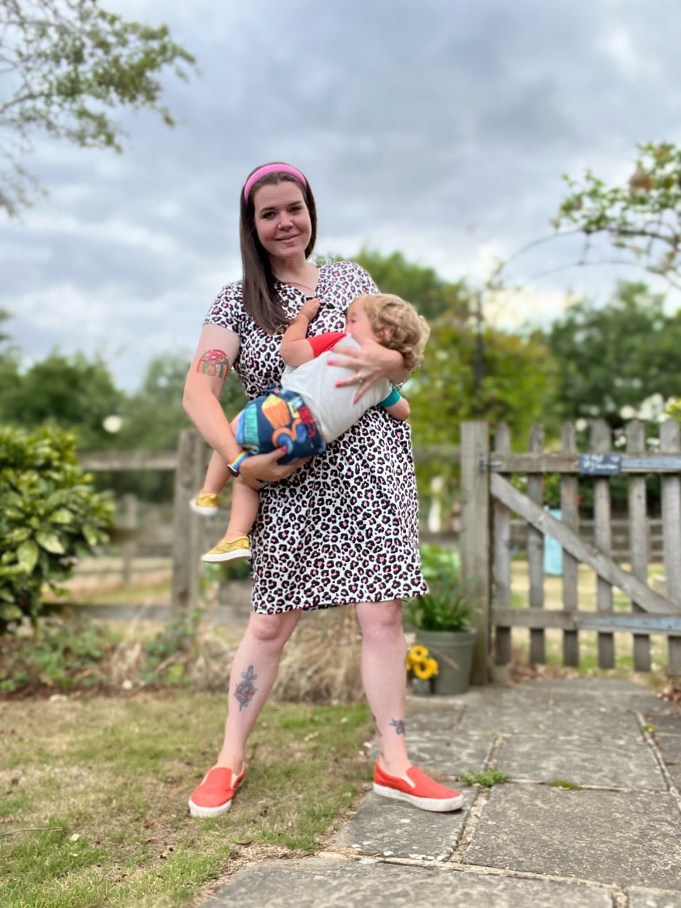 The Knee Length Breastfeeding Dress - Lizzie Leopard Pink